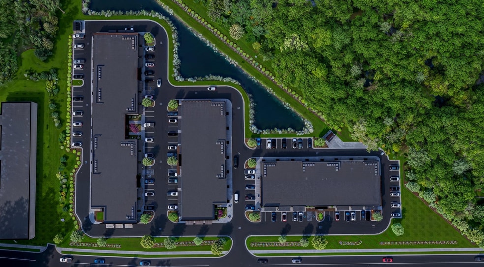 More Photos Of 303 N Maple St, Summerville Storefront For Lease