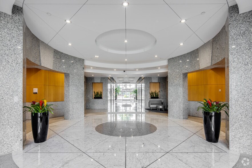 More Photos Of 4700 Millenia Lakes Blvd, Orlando Coworking Space