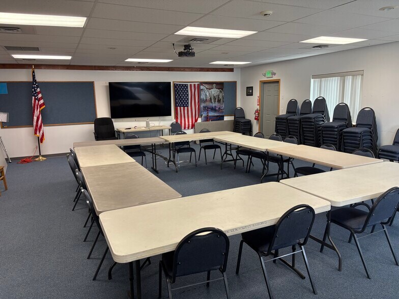 More Photos Of 6095 W Van Giesen St, West Richland Industrial For Sale