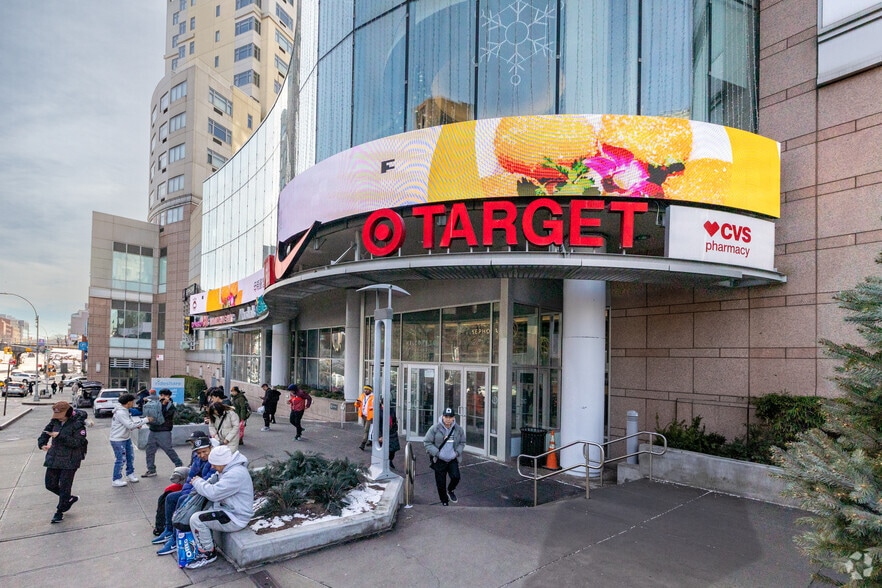 More Photos Of 13107 40th Rd, Flushing Medical For Lease