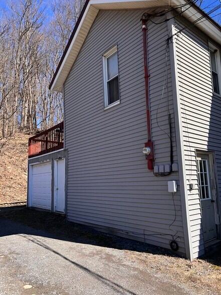 More Photos Of 534 E Allegany Ave, Emporium Restaurant For Sale