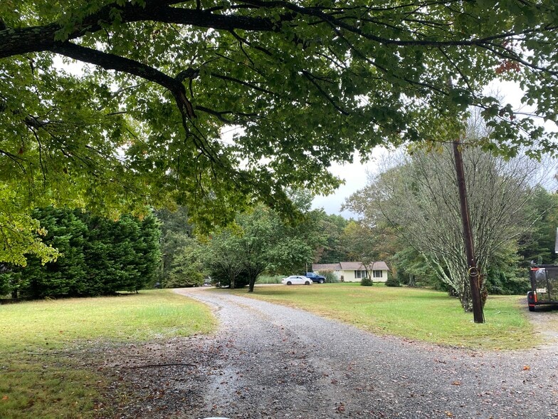 More Photos Of 2209 Charlotte Hwy, Mooresville Land For Sale