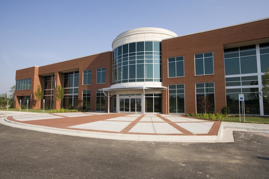 More Photos Of 10025 Investment Dr, Knoxville Office For Lease