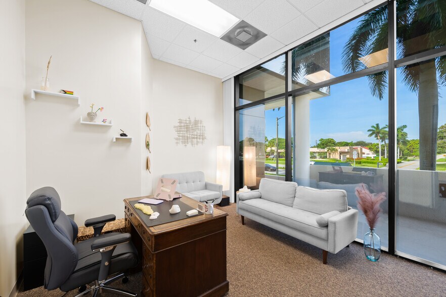More Photos Of 4800 N Federal Hwy, Boca Raton Medical For Sale