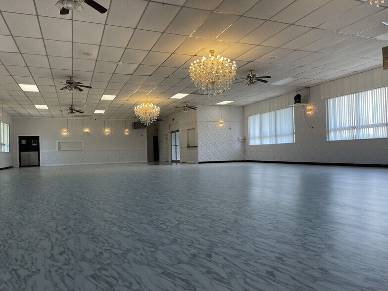 More Photos Of 3119 Stop 8 Rd, Dayton Lodge Meeting Hall For Sale