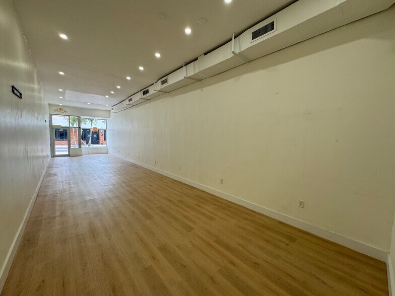 More Photos Of 112-120 S 20th Ave, Hollywood Restaurant For Lease