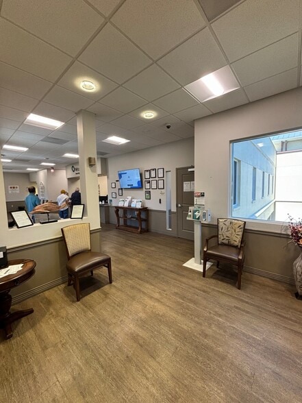 More Photos Of 2701 W St Isabel St, Tampa Medical For Sale