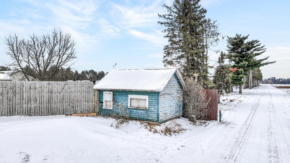 More Photos Of 1631 US Highway 8, Barron Auto Salvage Facility For Sale