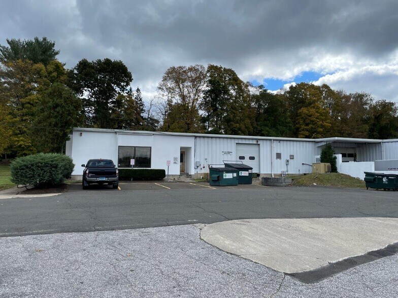 More Photos Of 50 Miry Brook Rd, Danbury Warehouse For Sale