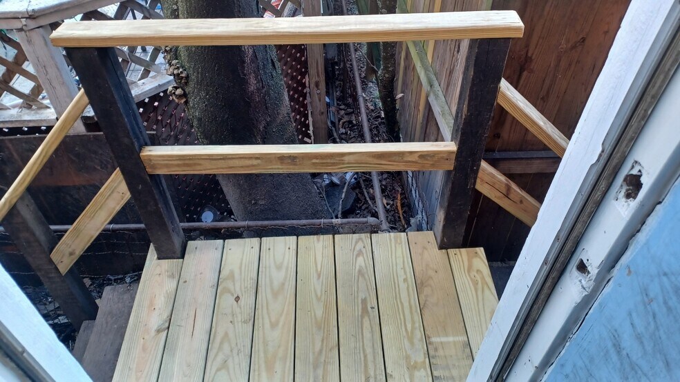 More Photos Of 4009 34th St, Mount Rainier Restaurant For Sale