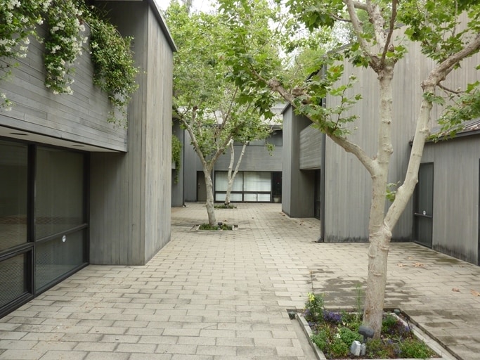 More Photos Of 930 Colorado Blvd, Los Angeles Office For Sale