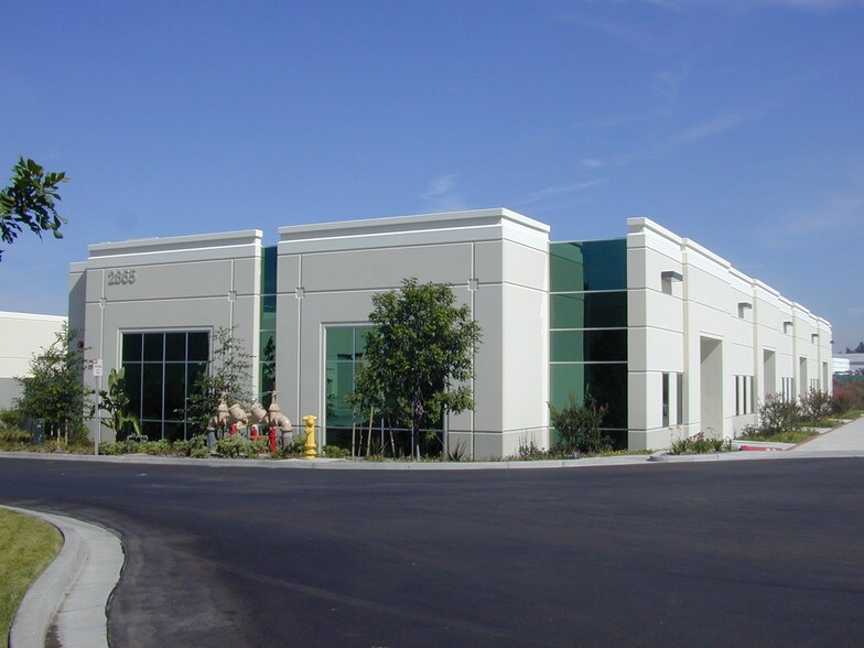 More Photos Of 2880 Scott St, Vista Unknown For Lease