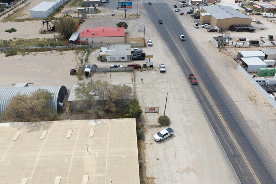 More Photos Of 7020 N County Rd W, Odessa Warehouse For Sale