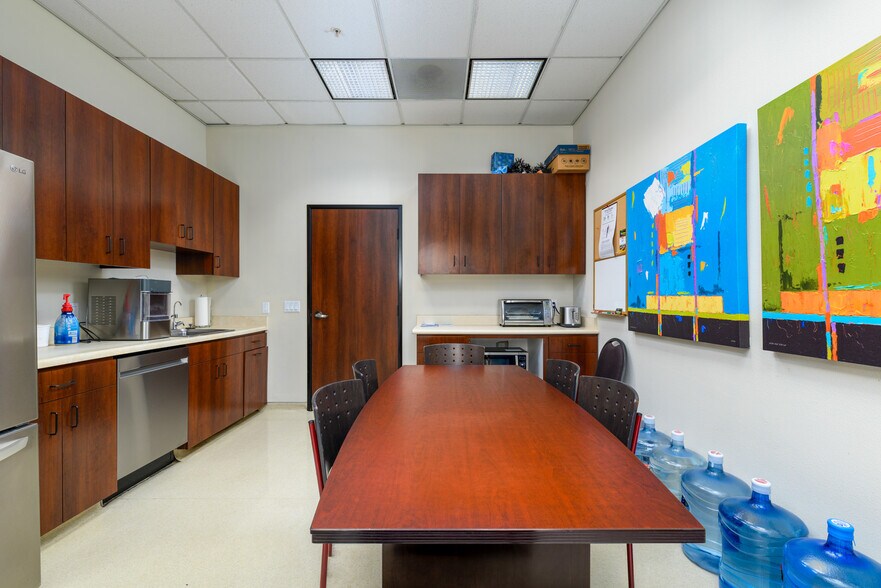 More Photos Of 1100 Paseo Camarillo, Camarillo Office For Sale
