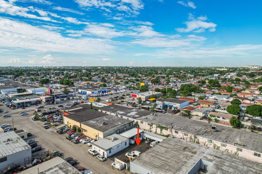 More Photos Of 4980 E 10th Ct, Hialeah Warehouse For Sale