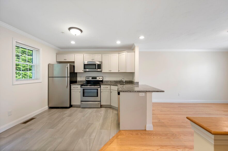 More Photos Of 1148 Bedford St, Abington Multifamily For Sale