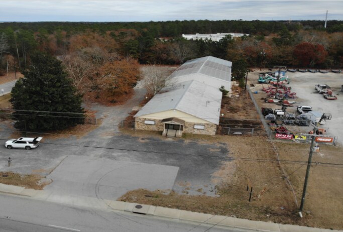 Primary Photo Of 869 S Lake Dr, Lexington Warehouse For Lease