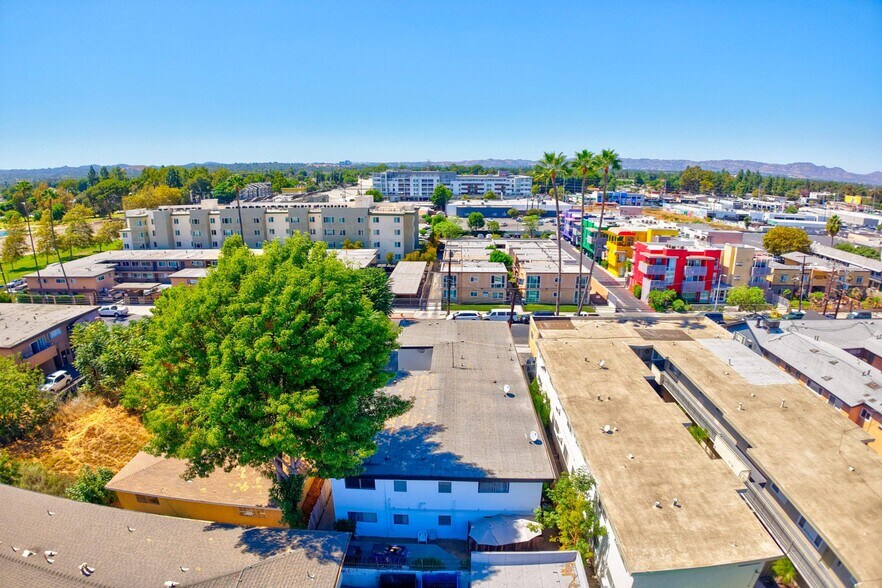 More Photos Of 6626 Darby Ave, Reseda Apartments For Sale