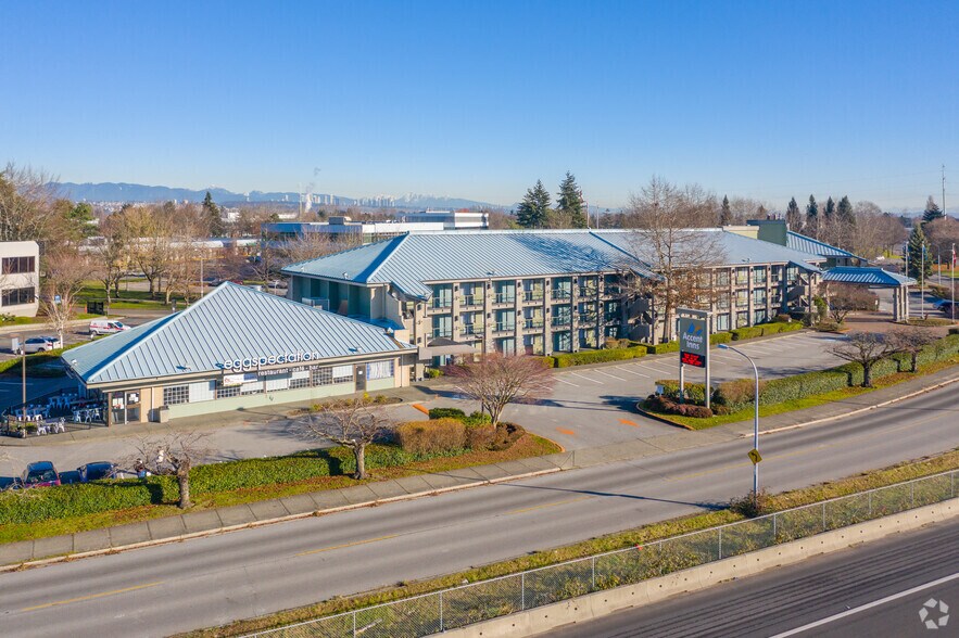 More Photos Of 10551 St. Edwards Dr, Richmond Hotel For Lease