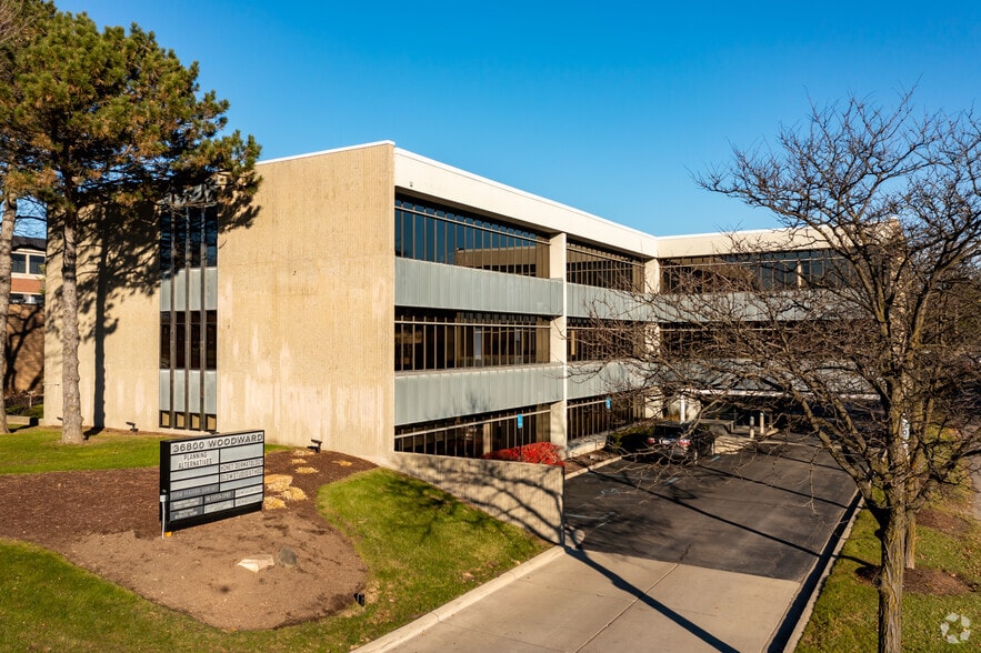More Photos Of 36800 Woodward Ave, Bloomfield Hills Office For Sale