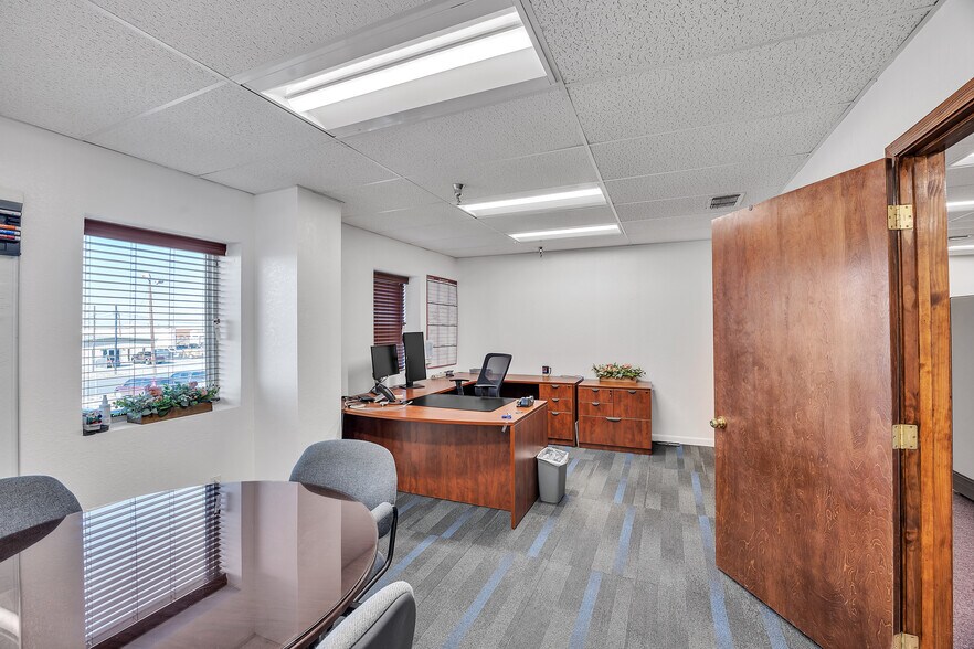 More Photos Of 4242 Baldwin Blvd, Corpus Christi Manufacturing For Sale