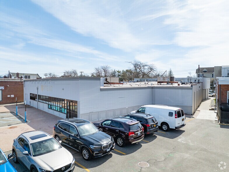 More Photos Of 101 Main St, Sayville Drugstore For Sale