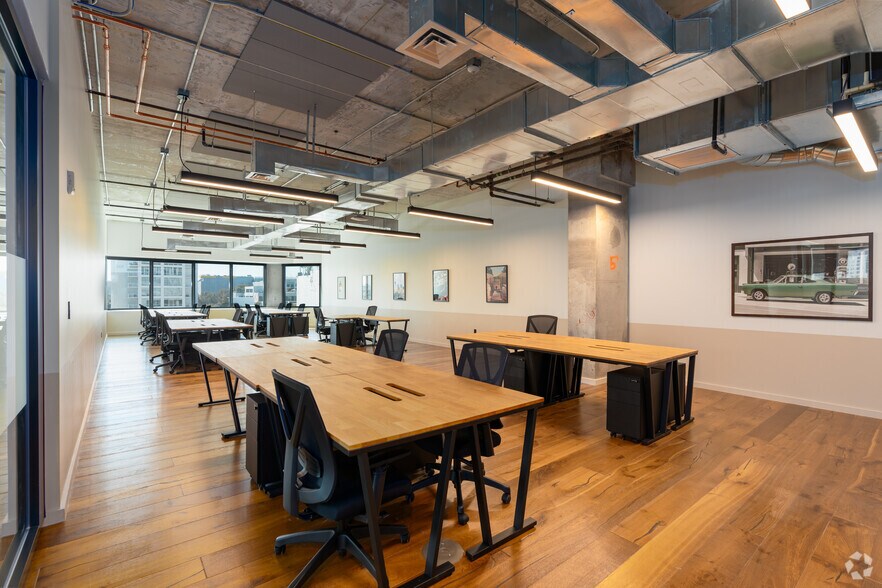 More Photos Of 2916 N Miami Ave, Miami Office For Lease