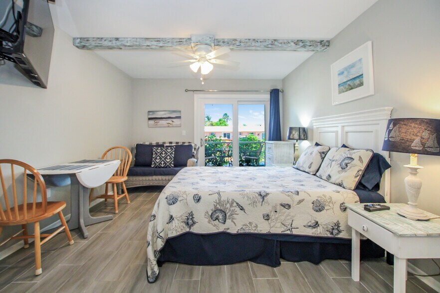 More Photos Of 3226 Stringfellow Rd, Saint James City Apartments For Sale