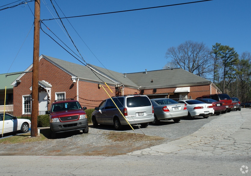 More Photos Of 3414 Howell St, Duluth Distribution For Sale