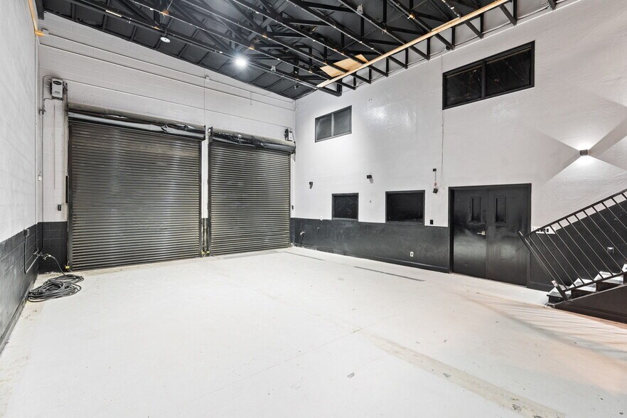 More Photos Of 217 S Ben Maddox Way, Visalia Service For Sale