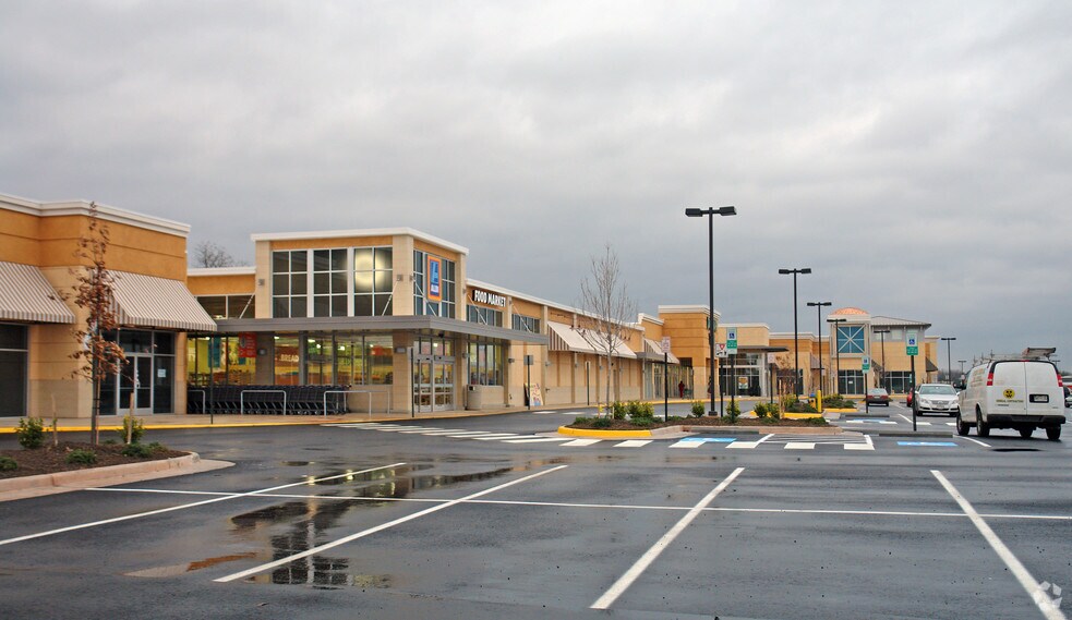 More Photos Of 9642-9800 Liberia Ave, Manassas Unknown For Lease