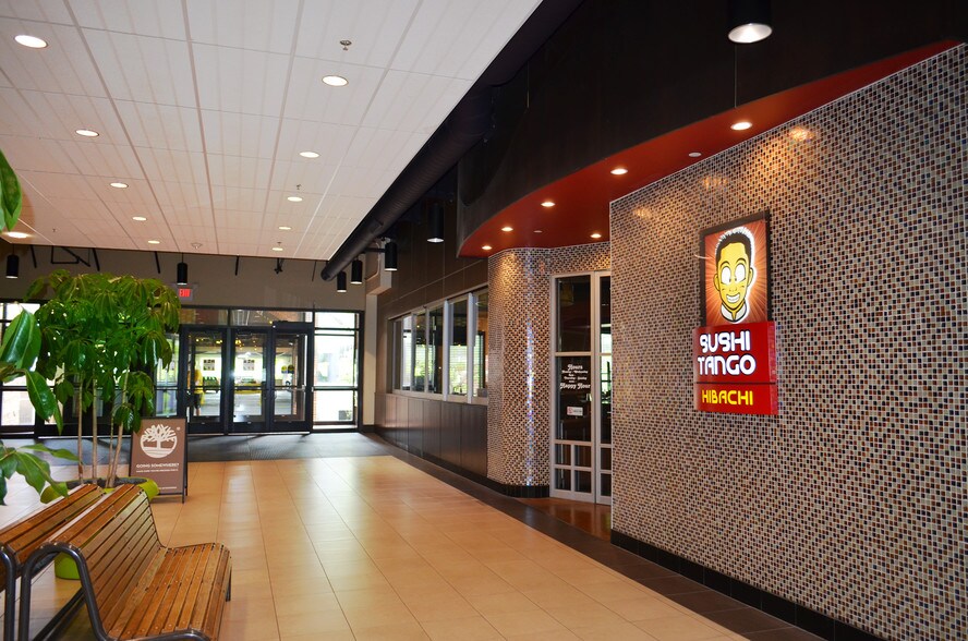 More Photos Of 3001 Hennepin Ave, Minneapolis Unknown For Lease