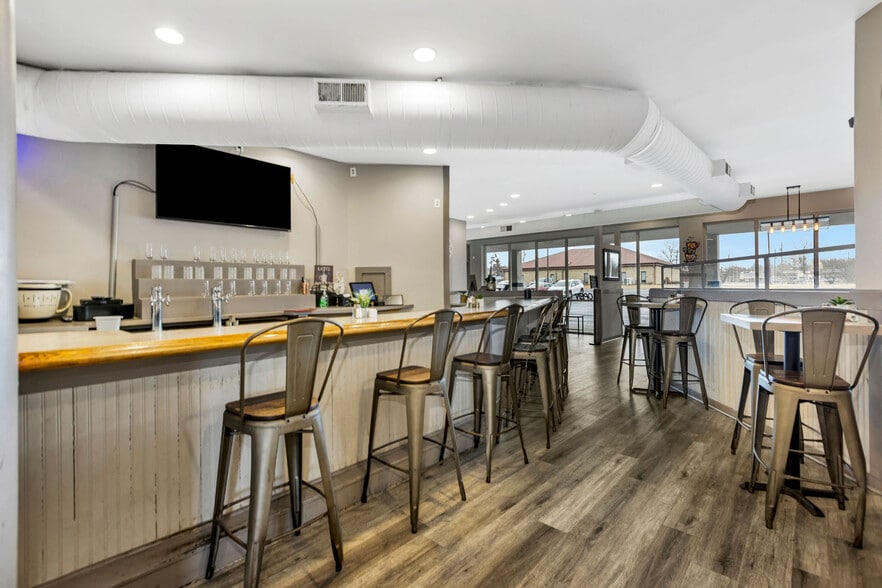 More Photos Of 2235 Bauer Rd, Batavia Unknown For Lease