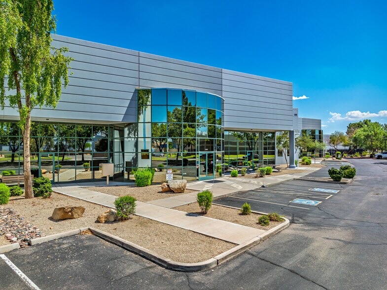 More Photos Of 1395 N Fiesta Blvd, Gilbert Research And Development For Lease