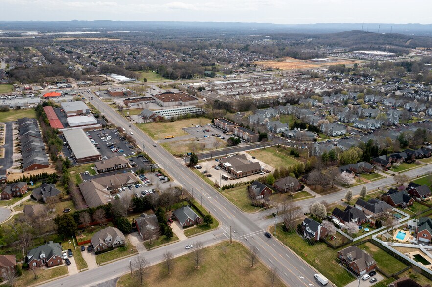 More Photos Of 239 Veterans Pky, Murfreesboro Office For Sale