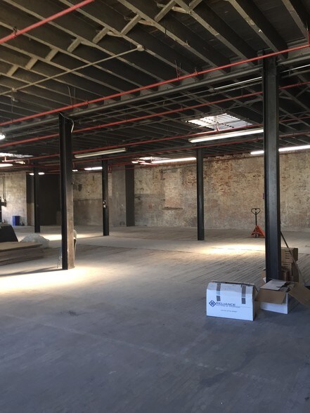 More Photos Of 50 Gold St, Brooklyn Warehouse For Lease