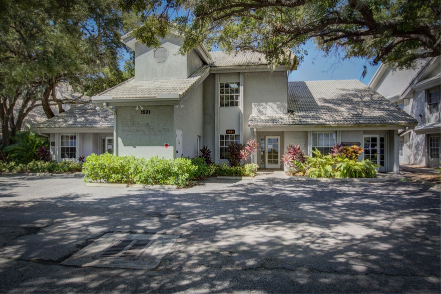 More Photos Of 1521-1525 Tamiami Trl S, Venice Office For Sale