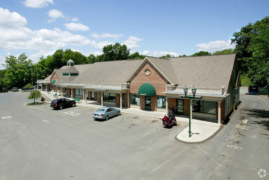 More Photos Of 74 State Route 37, New Fairfield General Retail For Lease