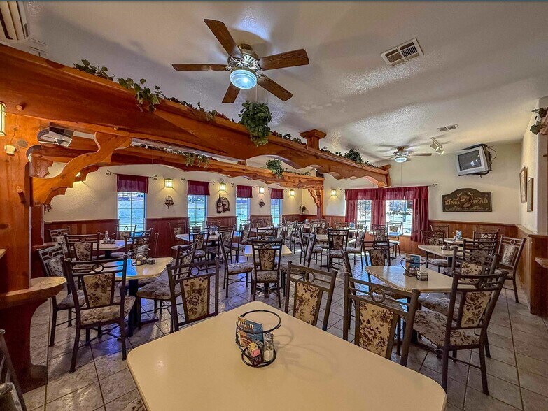 More Photos Of 2203 1st St, Alamogordo General Retail For Sale