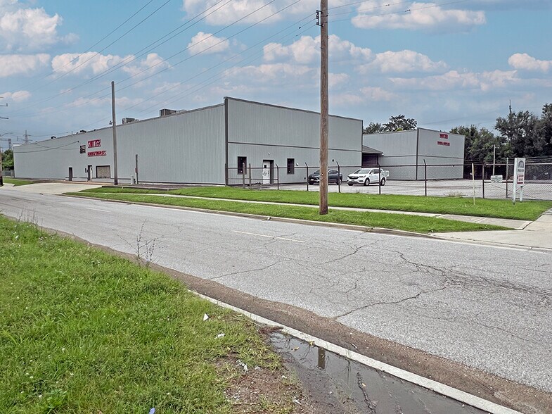 Primary Photo Of 575 N 20th St, East St Louis Industrial For Sale