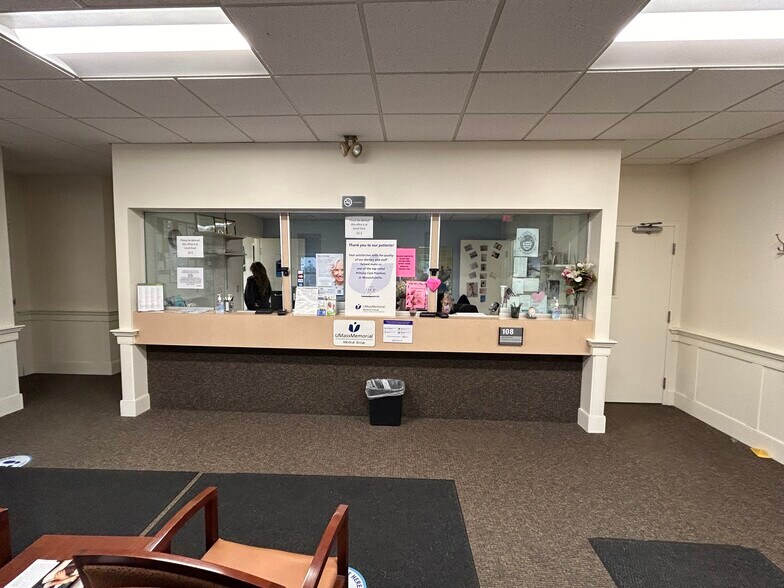 More Photos Of 112 Main St, Northborough Medical For Sale