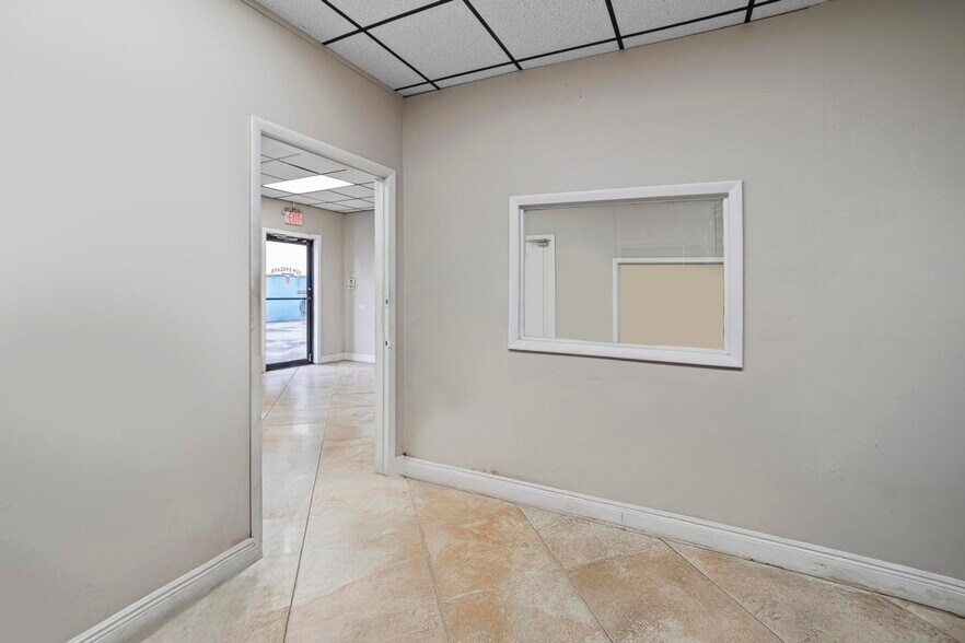 More Photos Of 170 NW 16th St, Boca Raton Warehouse For Sale