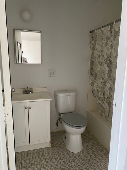 More Photos Of 2490 N Water St, Decatur Apartments For Sale