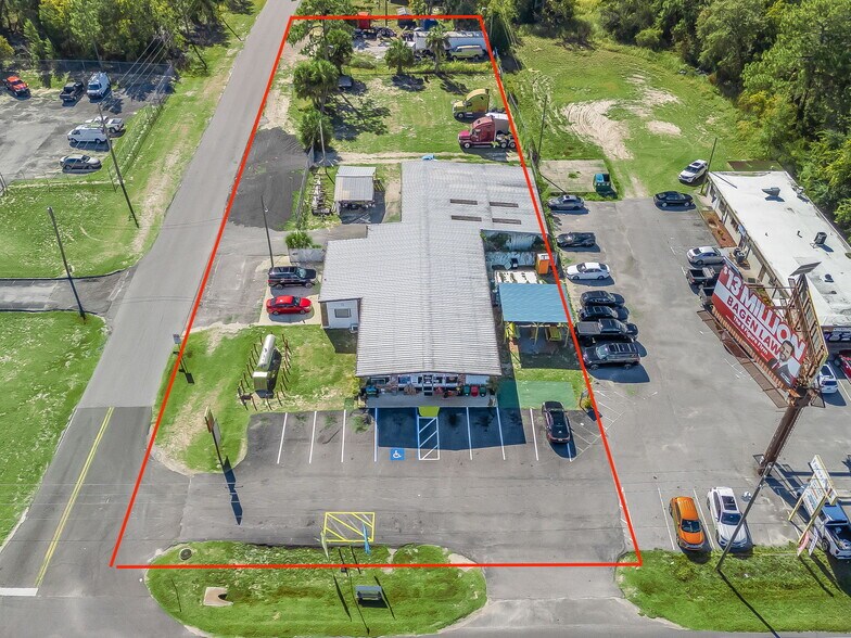 More Photos Of 9594 SE Maricamp Rd, Ocala Auto Repair For Sale