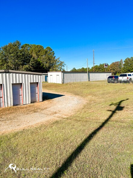 More Photos Of 109 Coleman Dr, Eatonton Self Storage For Sale