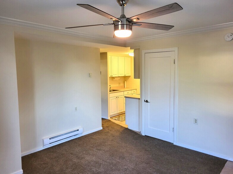 More Photos Of 2807 Middle Rd, Allison Park Apartments For Sale