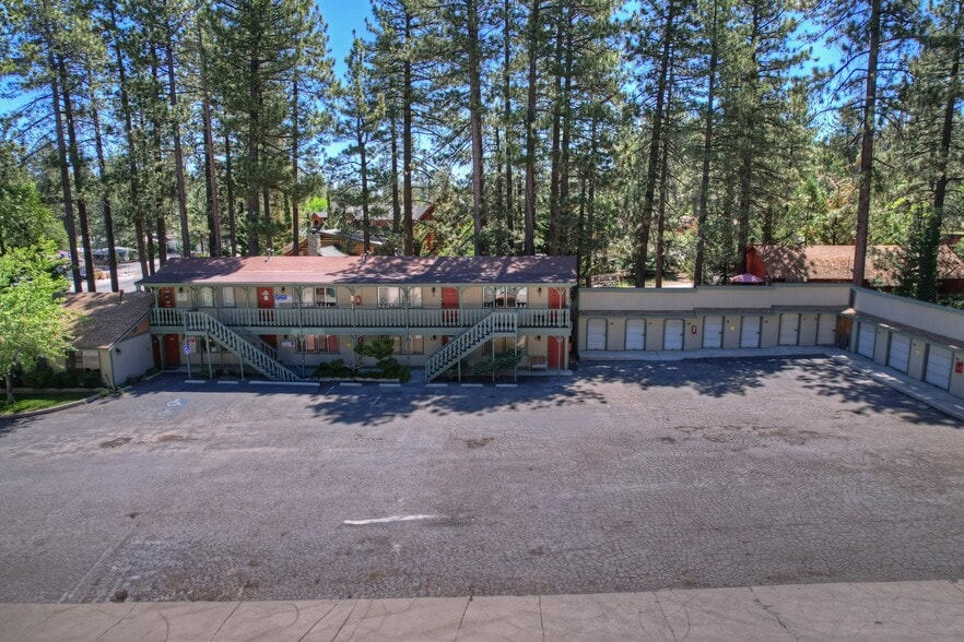 More Photos Of 41659 Big Bear Blvd, Big Bear Lake Office Residential For Lease