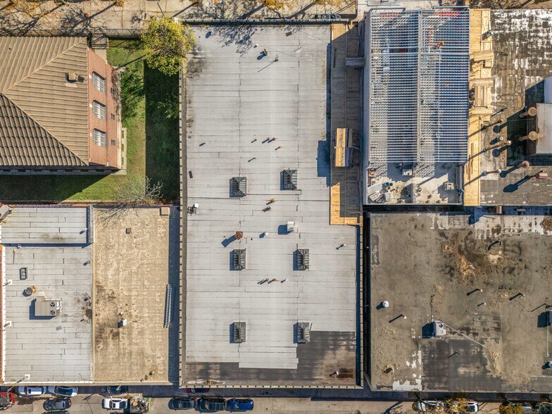 More Photos Of 1821 Steinway Pl, Astoria Warehouse For Lease