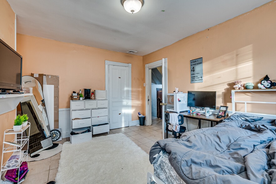 More Photos Of 93 Easton Ave, New Brunswick Multifamily For Sale