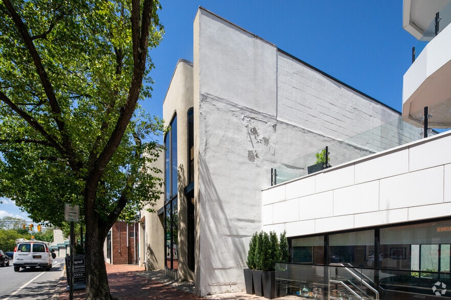 More Photos Of 3 Grace Ave, Great Neck Office For Lease